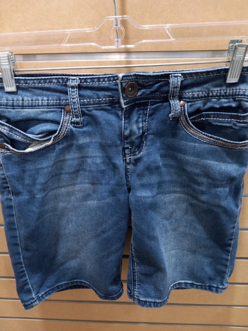 Hydrolauic Ladies Jean Shorts Size 3/4
